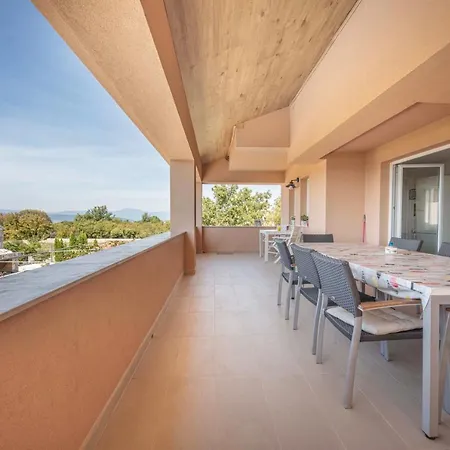 ヴィラ More&more *